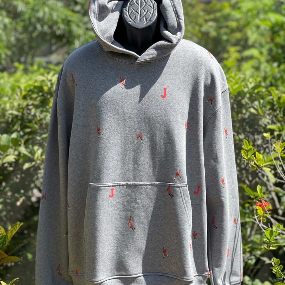 NIKE AIR‎ JORDAN ESSENTIAL STATEMENT ALLOVER HOODIE GRAY